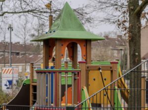 Jongerenwerker op basisschool werkt vooral op verzoek van leraar, niet van kind